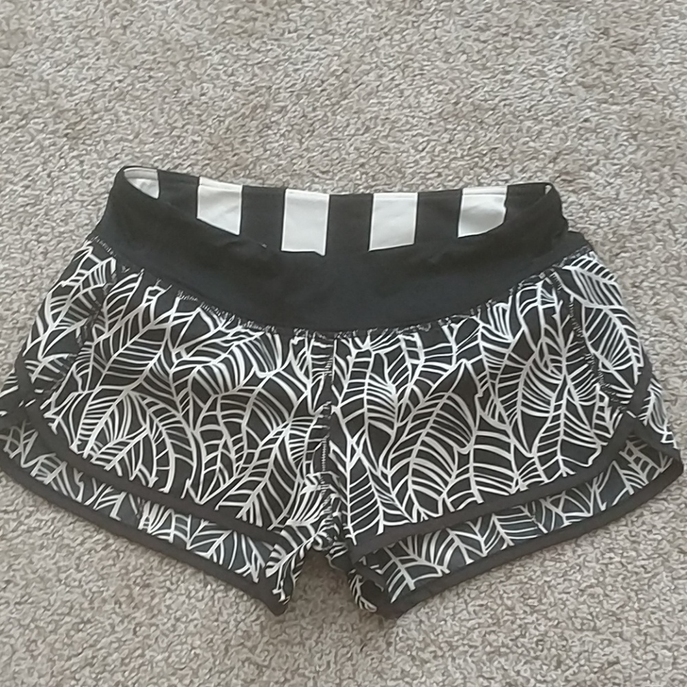 Lululemon speed shorts 4